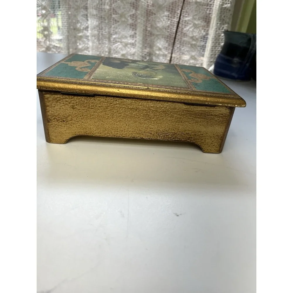 VTG Florentine Musical Jewelry Box W Decorative Pic Gold Gilt Made Italy 8